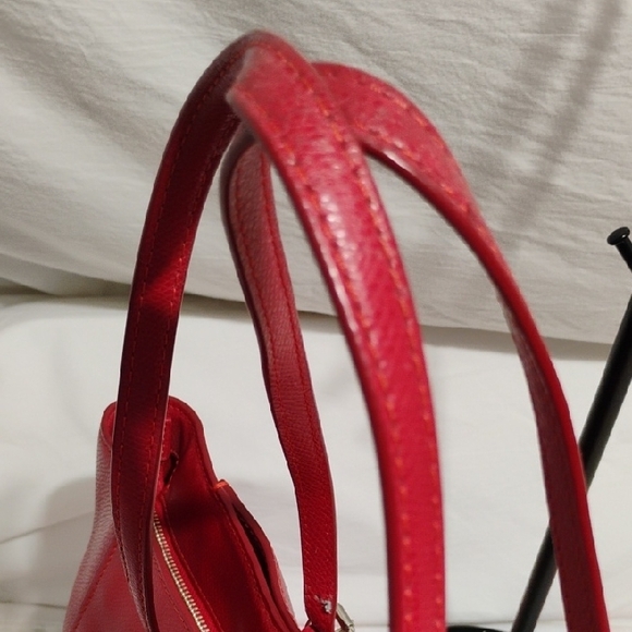 Authentic Coach Red Leather Turn Lock Tote Bag Gently Used - Picture 7 of 16